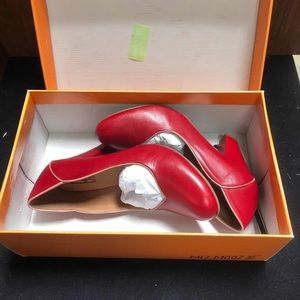 Nwot Miz Mooz Cameo Red Heels